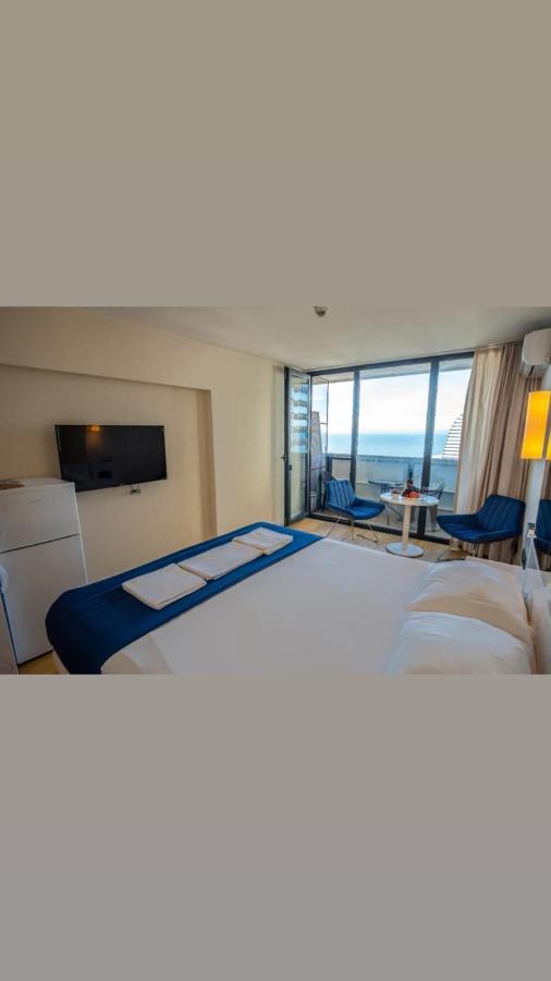 Orbi City Hub Apartments Батумі Екстер'єр фото