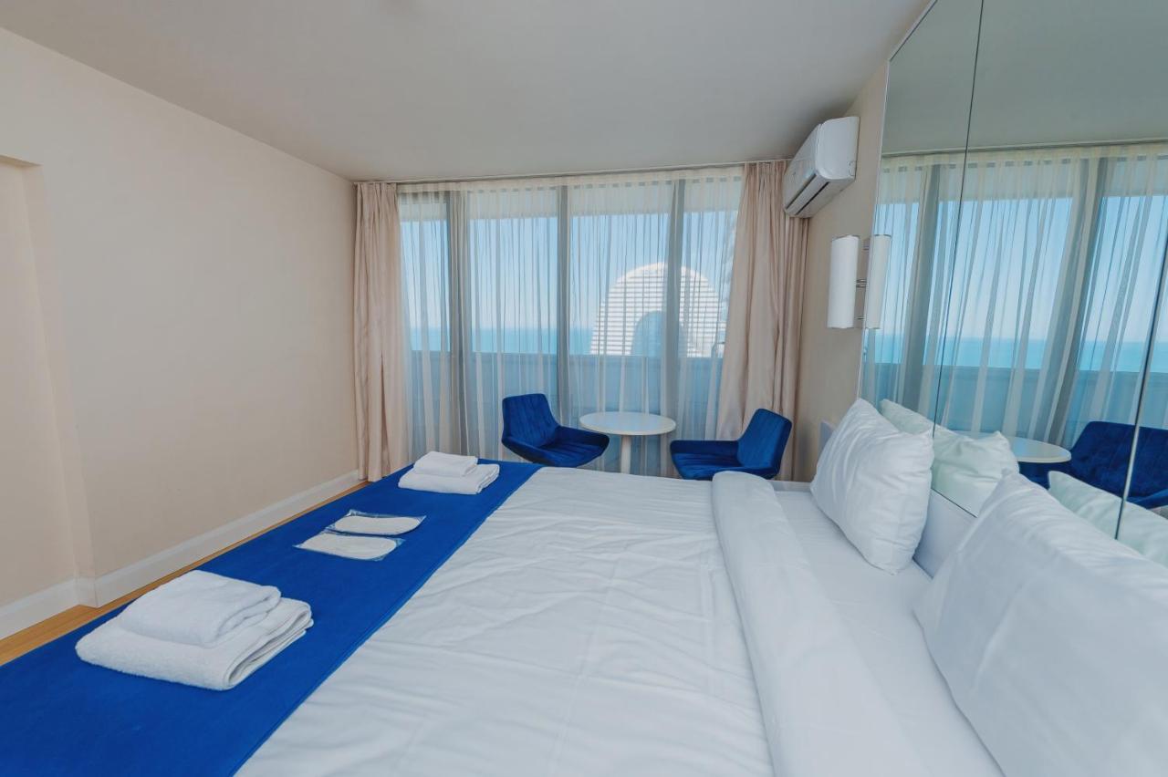 Orbi City Hub Apartments Батумі Екстер'єр фото