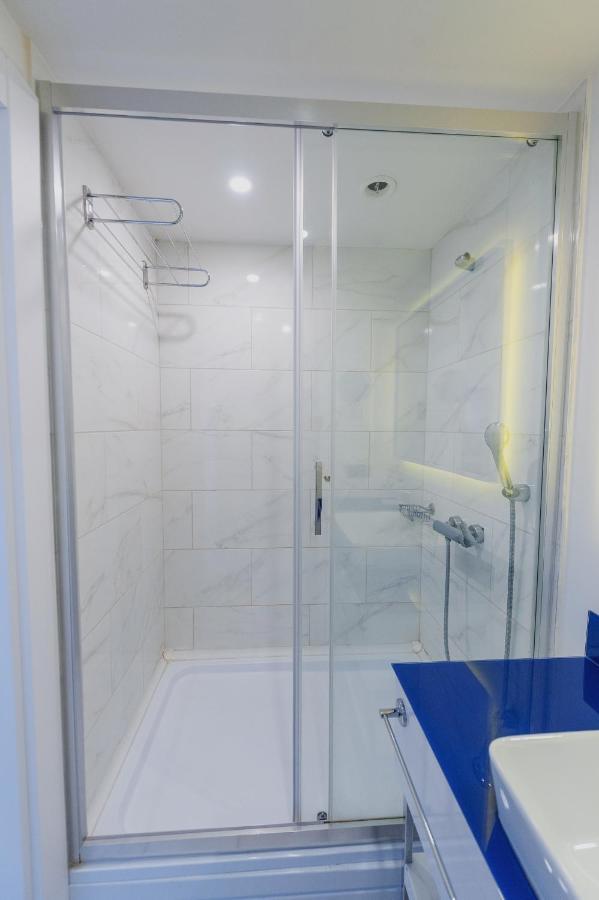 Orbi City Hub Apartments Батумі Екстер'єр фото