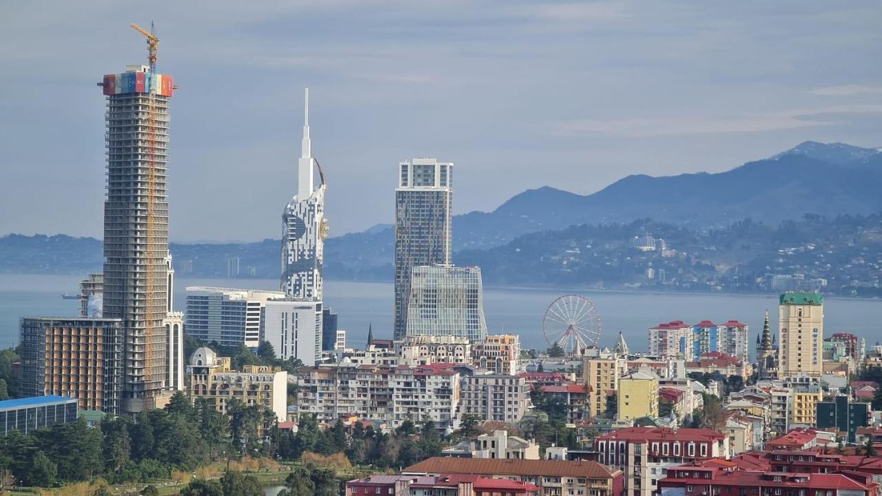 Orbi City Hub Apartments Батумі Екстер'єр фото